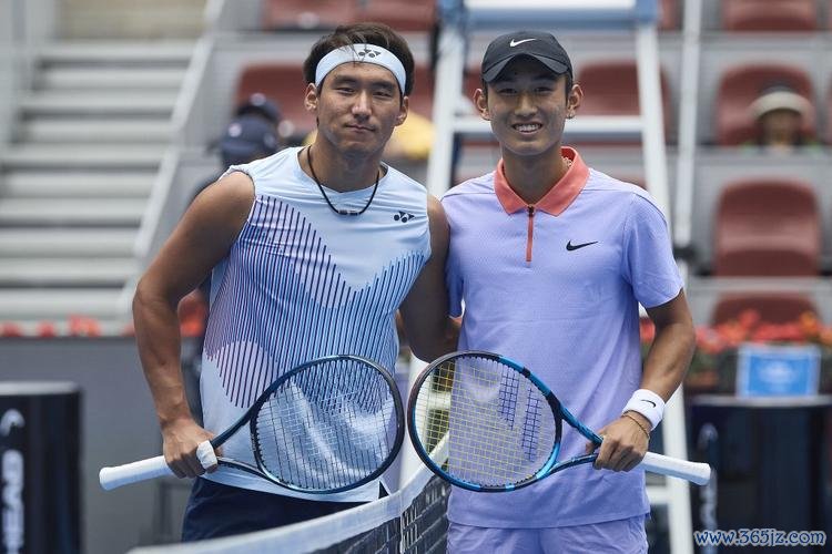 香港赛商竣程力克黄泽林 布云朝克特遗憾落败