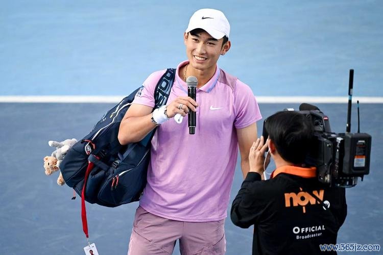 香港赛商竣程因身体原因退赛 锦织圭与穆勒角逐冠军