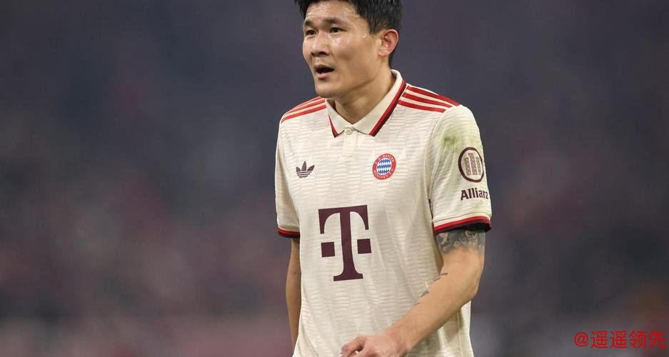 金玟哉红牌+凯恩失点，连串插曲无碍拜仁直通16强